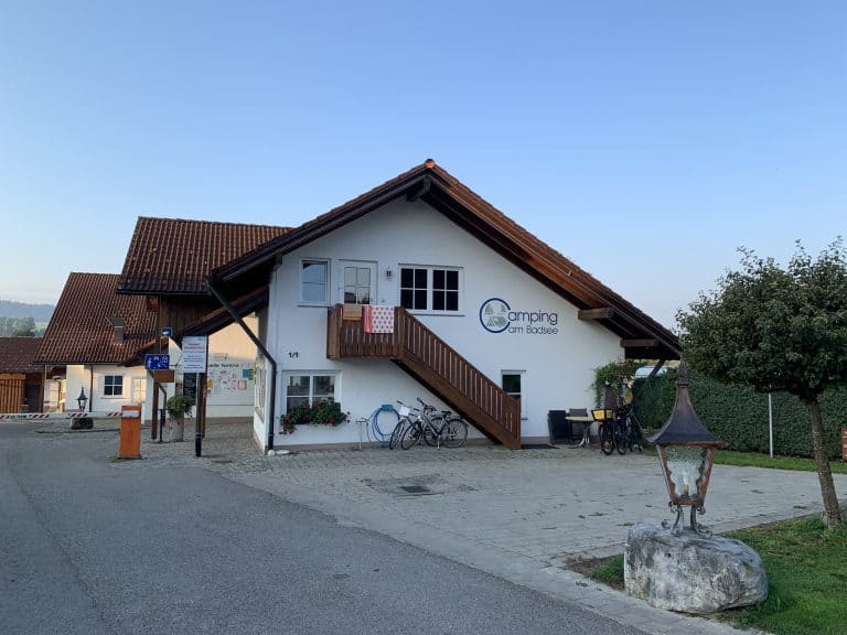 Camping am Badsee bei Beuren im Allgäu