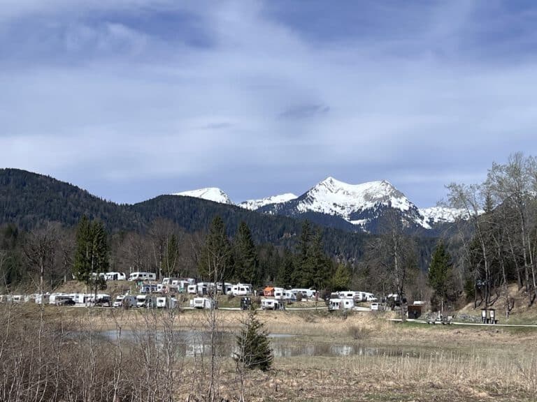 Campingplatz – „Alpen-Caravanpark Tennsee“